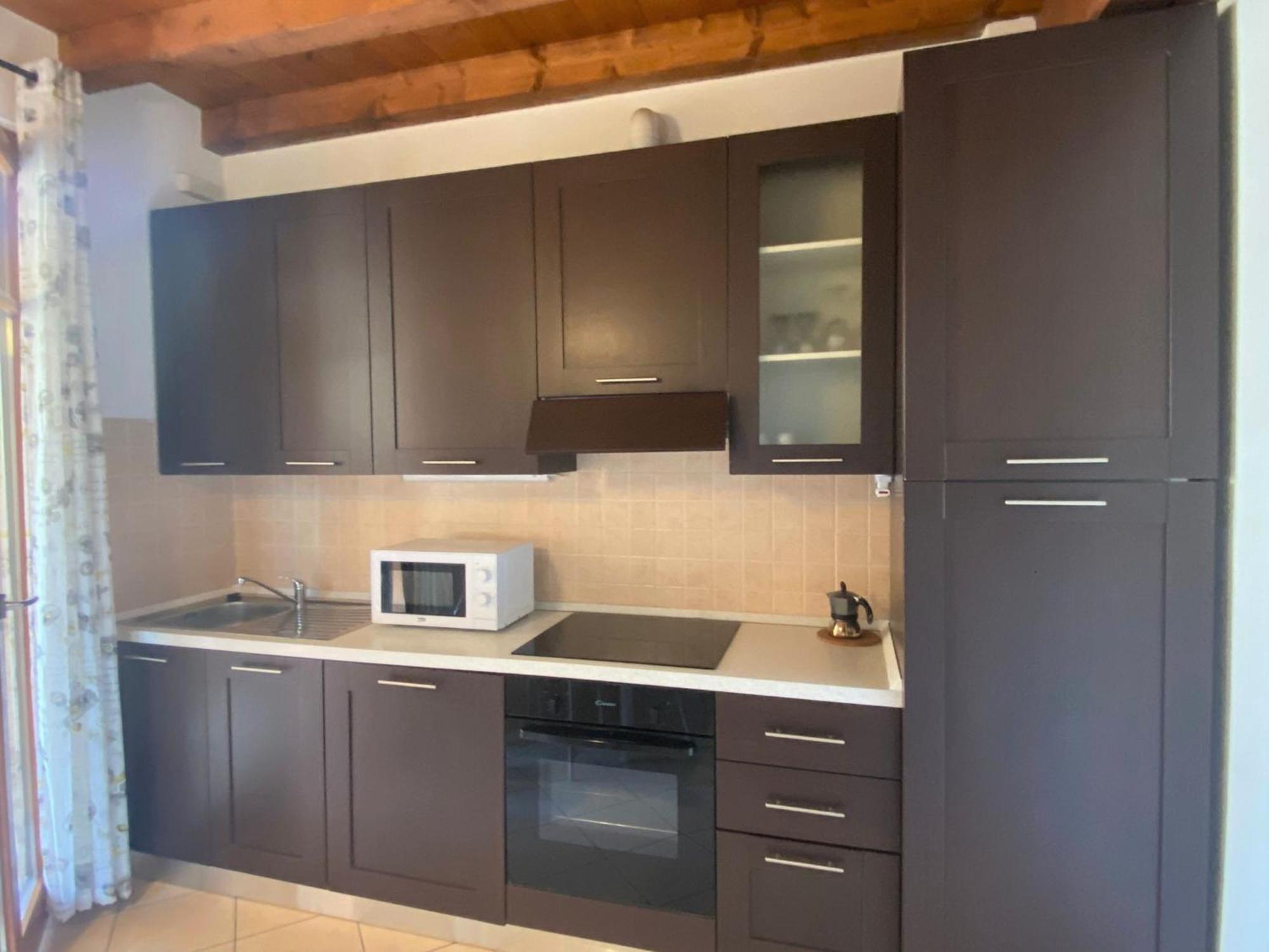 The Flowers - Apartments With Private Garden In Residence With Pool Manerba del Garda Eksteriør bilde