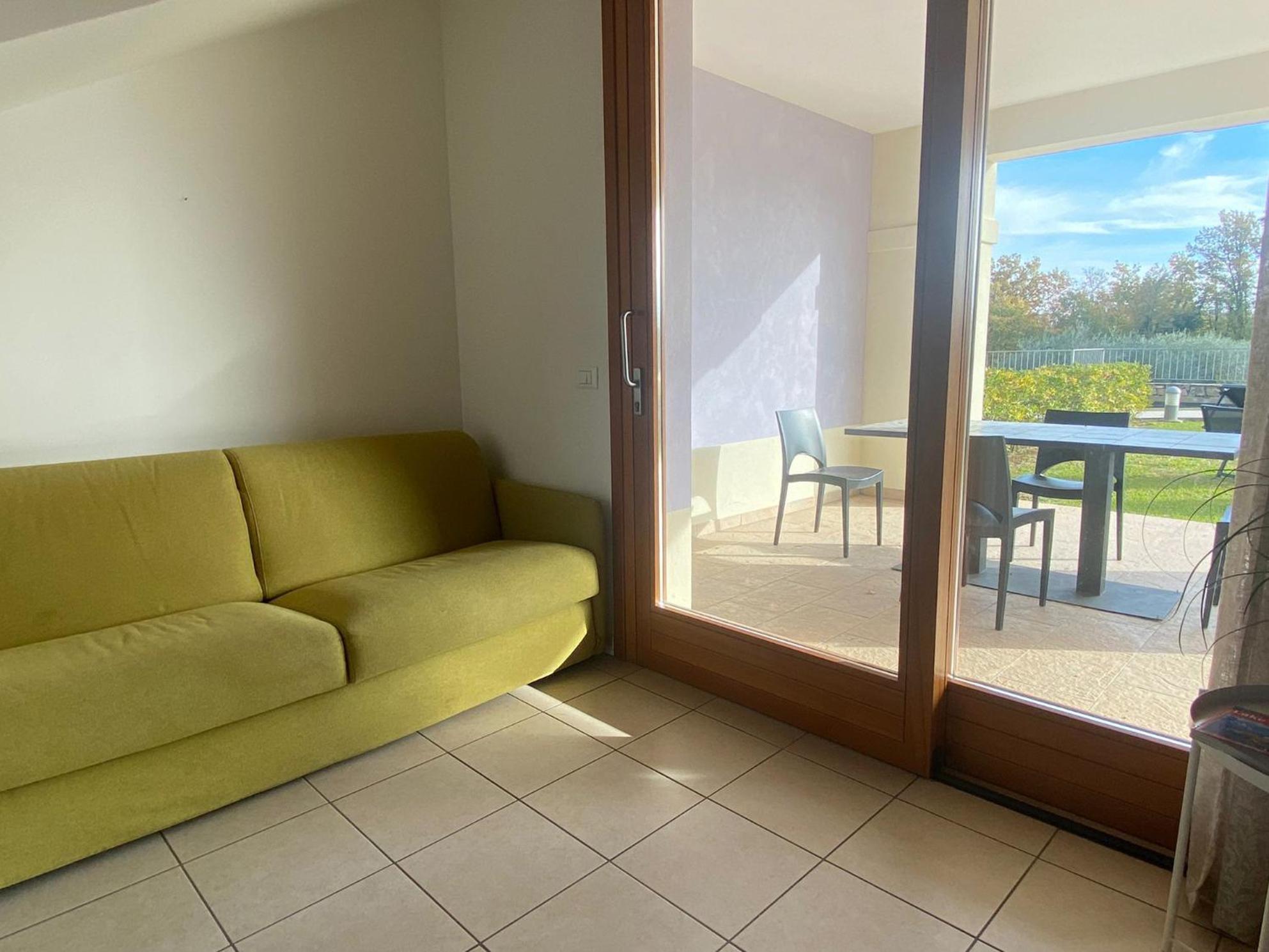The Flowers - Apartments With Private Garden In Residence With Pool Manerba del Garda Eksteriør bilde