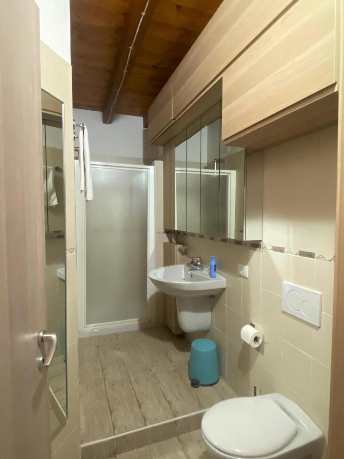 The Flowers - Apartments With Private Garden In Residence With Pool Manerba del Garda Eksteriør bilde